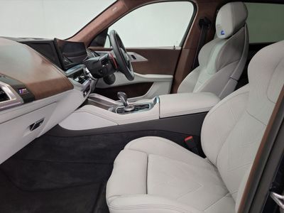 2025 BMW XM