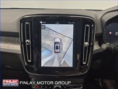 2025 Volvo EX40
