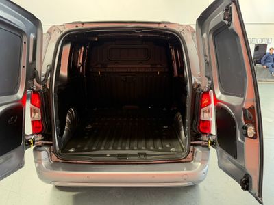 2021 Peugeot Partner