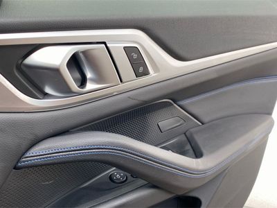2025 BMW i4