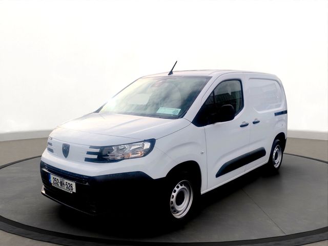 vehicle for sale from Lough Owel Motors