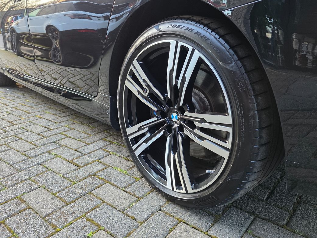 2024 BMW i7