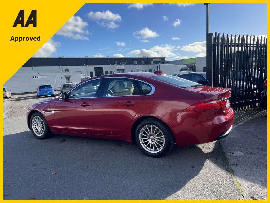 2017 Jaguar XF