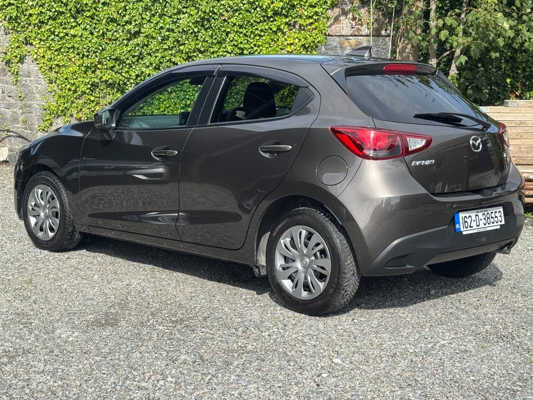2016 Mazda Demio