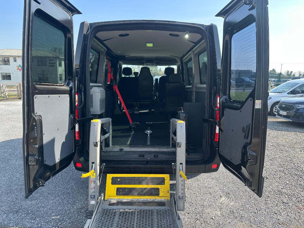 2022 Renault Master