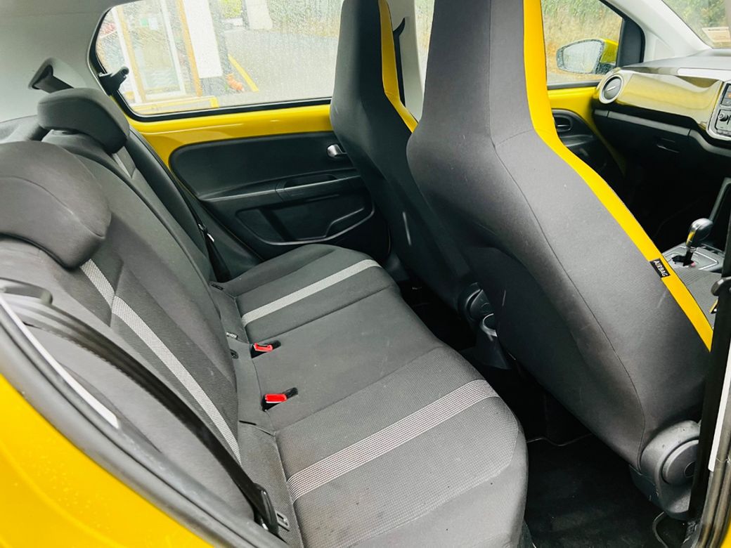 2017 Volkswagen up!