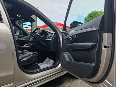 2022 Volvo XC90