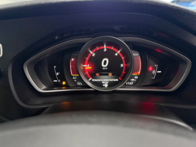 2018 Volvo V40