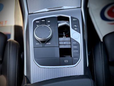 2025 BMW 3 Series