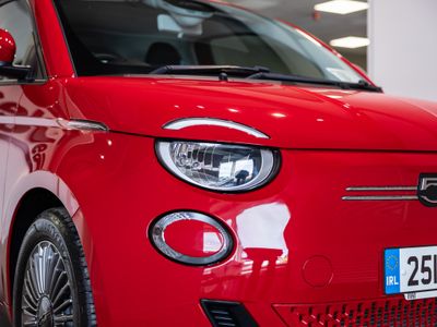 2025 Fiat 500e