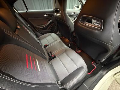 2016 Mercedes-Benz A 180