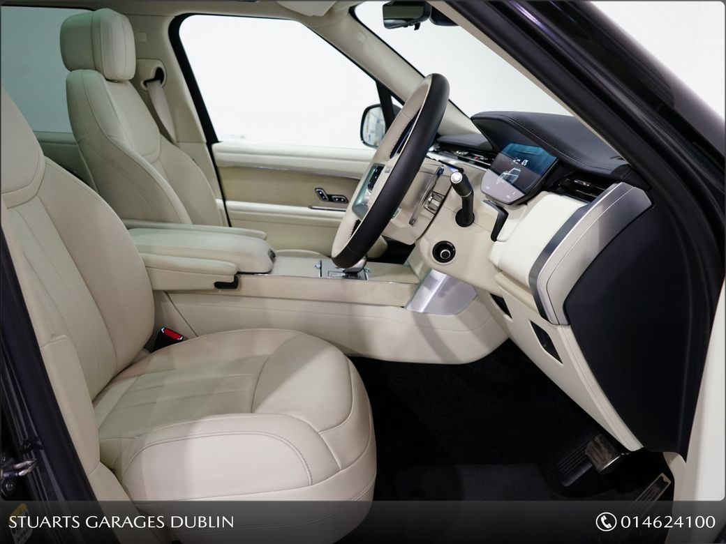2025 Land Rover Range Rover
