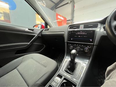 2019 Volkswagen Golf