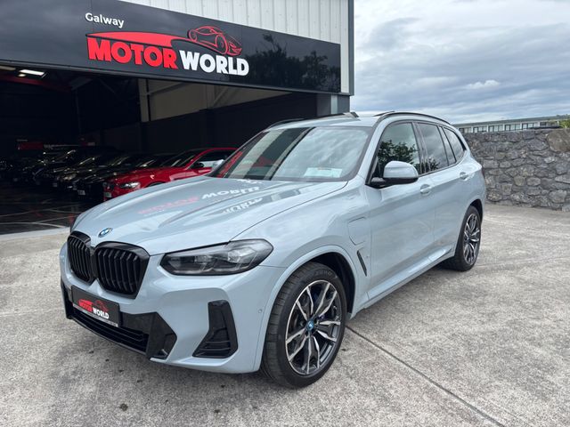 vehicle for sale from Motor World