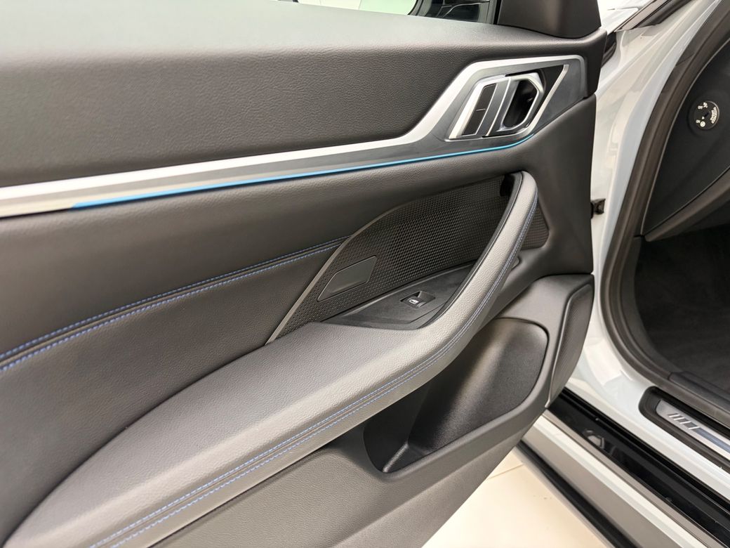 2024 BMW i4