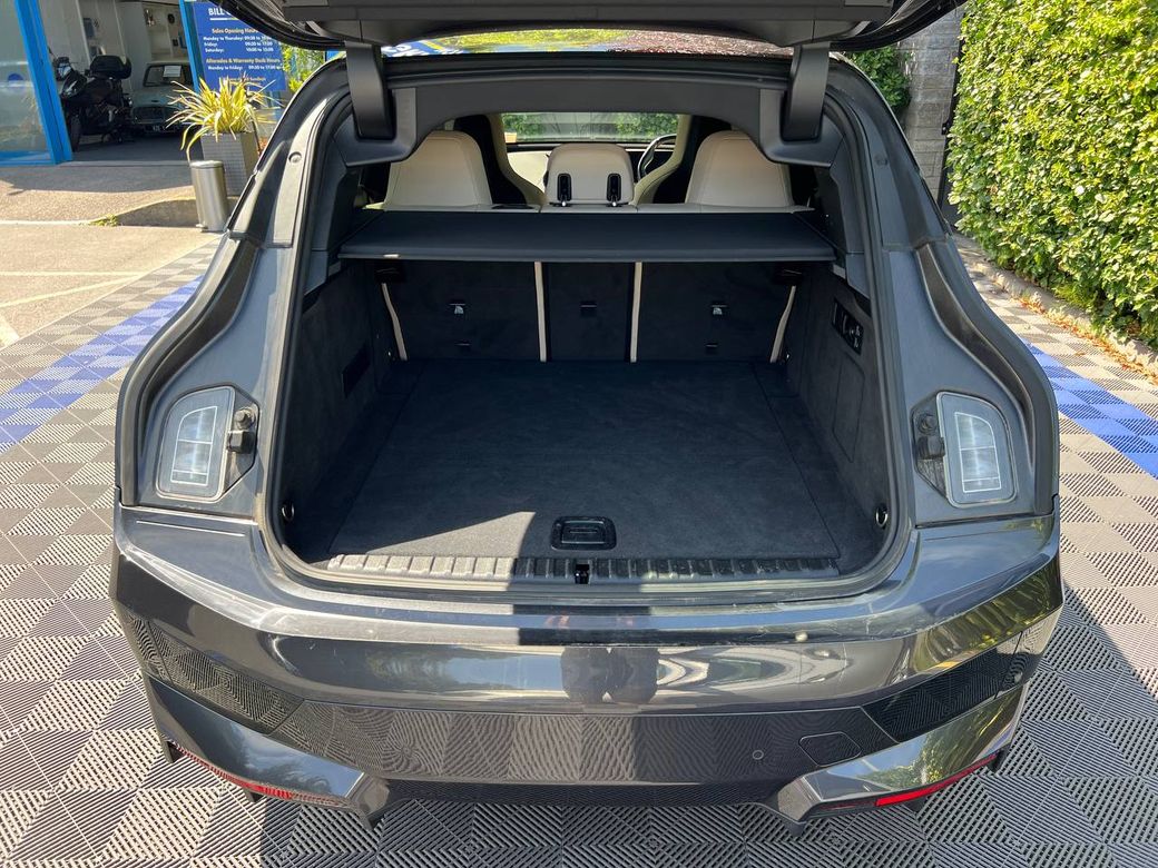 2023 BMW iX
