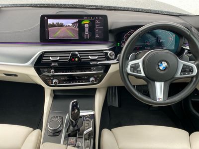 2022 BMW 5 Series