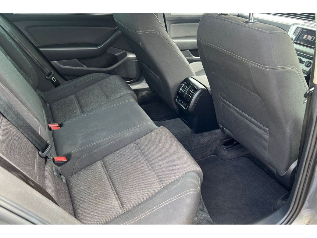 2017 Volkswagen Passat