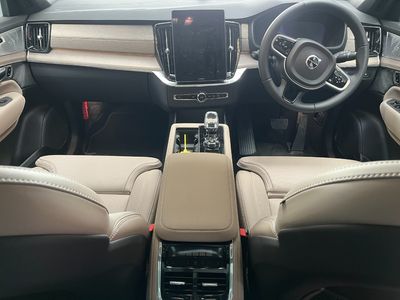 2025 Volvo XC90