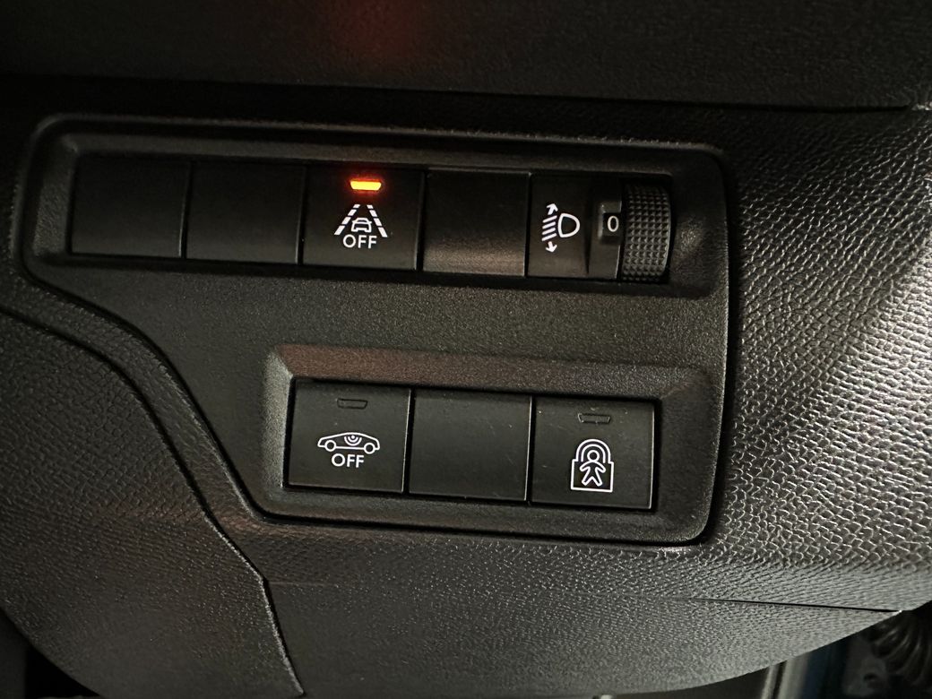 2021 Peugeot 5008
