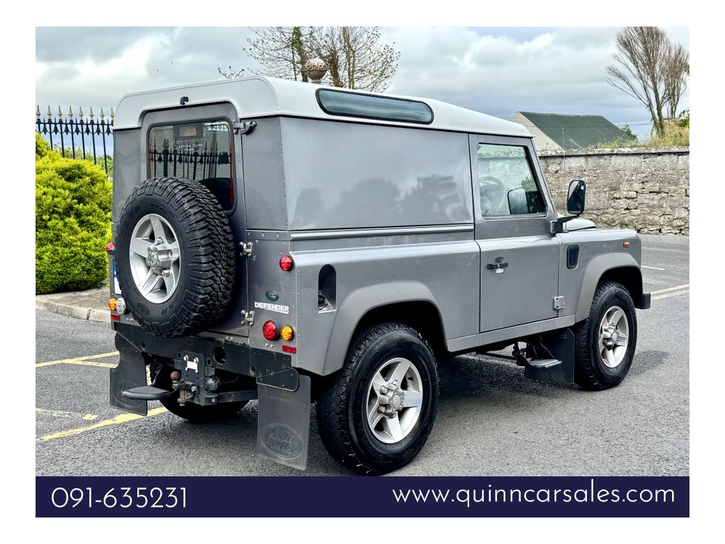 2013 Land Rover Defender