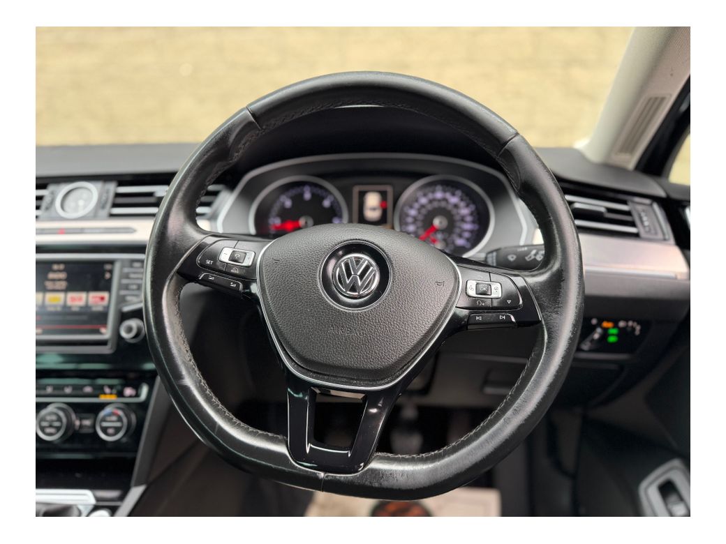 2016 Volkswagen Passat