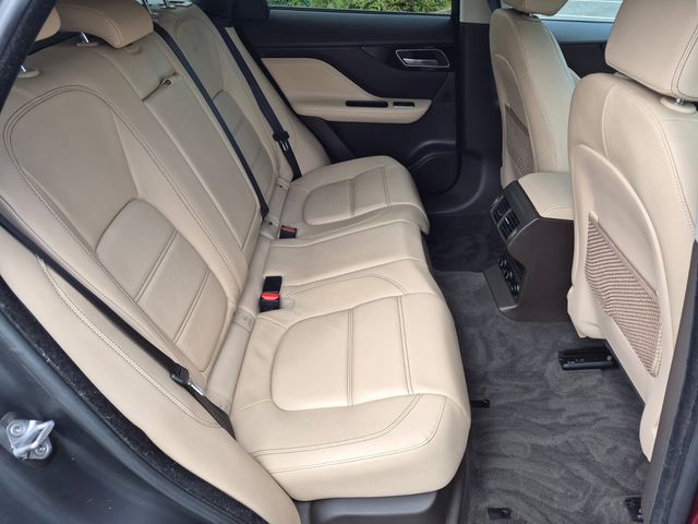 2016 Jaguar F-Pace