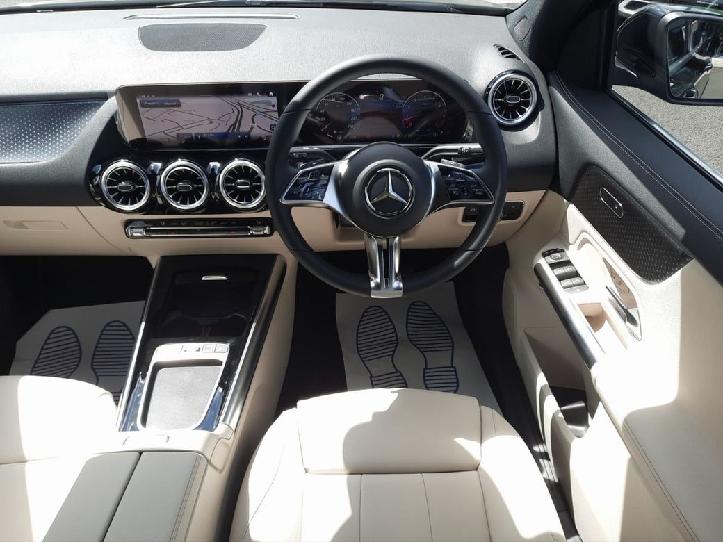 2025 Mercedes-Benz GLA Class