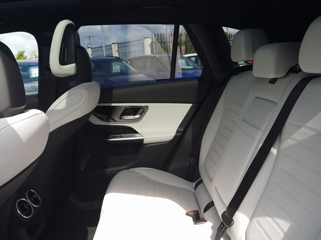 2025 Mercedes-Benz GLC Class