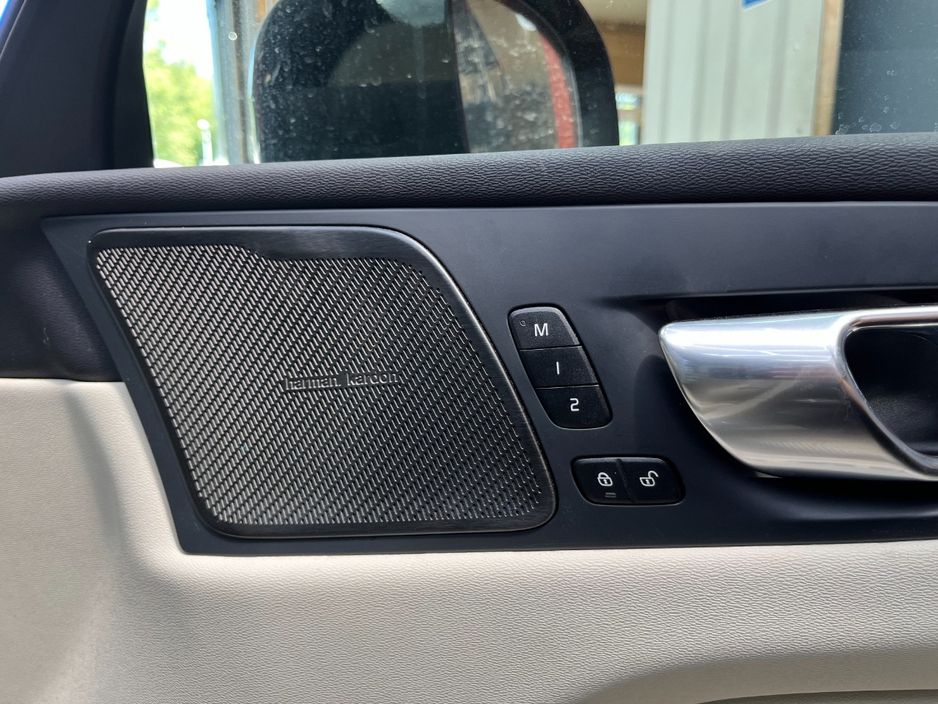 2025 Volvo XC60