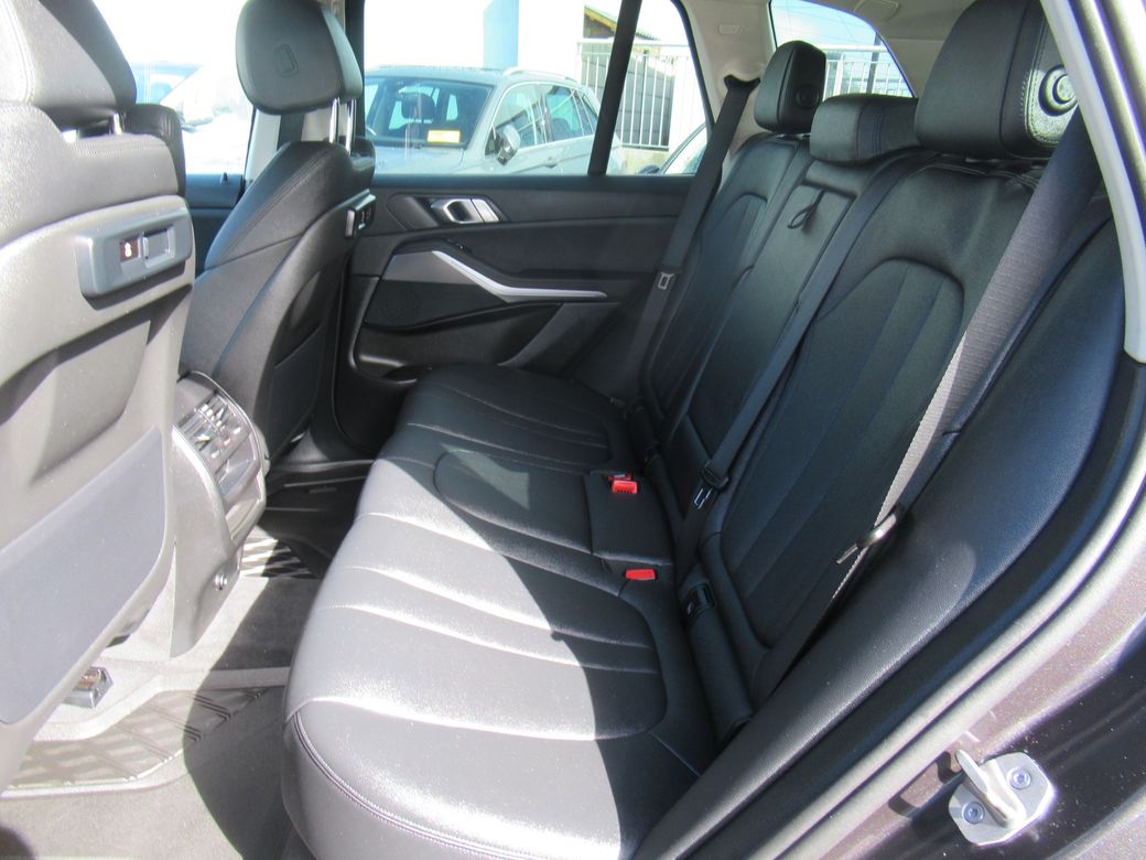 2021 BMW X5