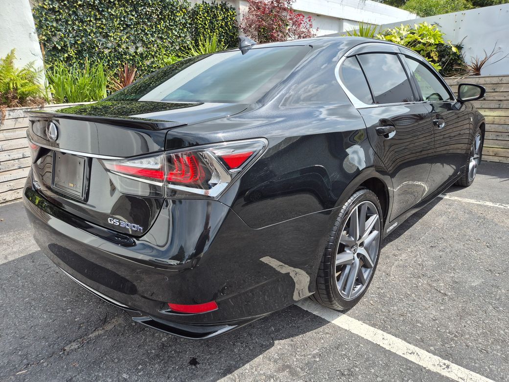 2018 Lexus GS 300H