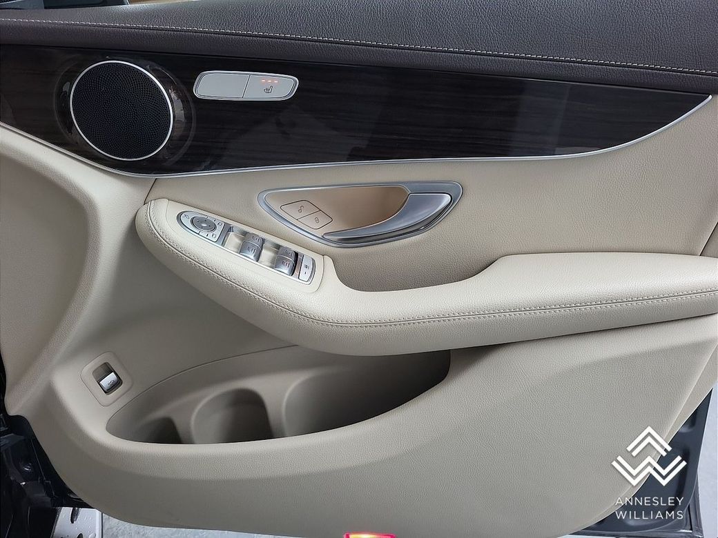 2022 Mercedes-Benz GLC Class