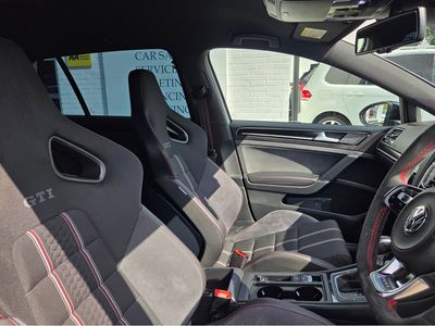 2017 Volkswagen Golf