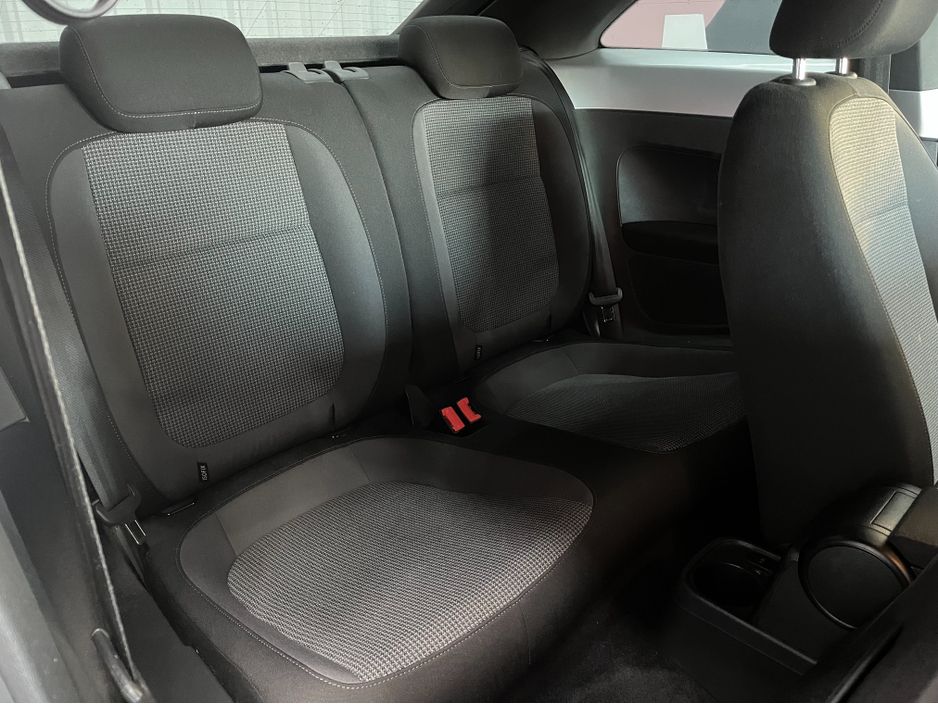 2014 Volkswagen Beetle