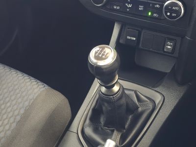 2014 Toyota Auris