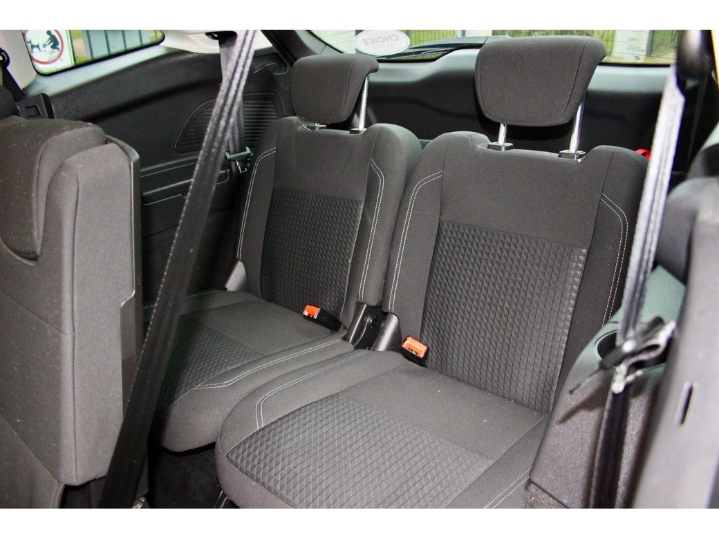 2017 Ford Grand C-Max