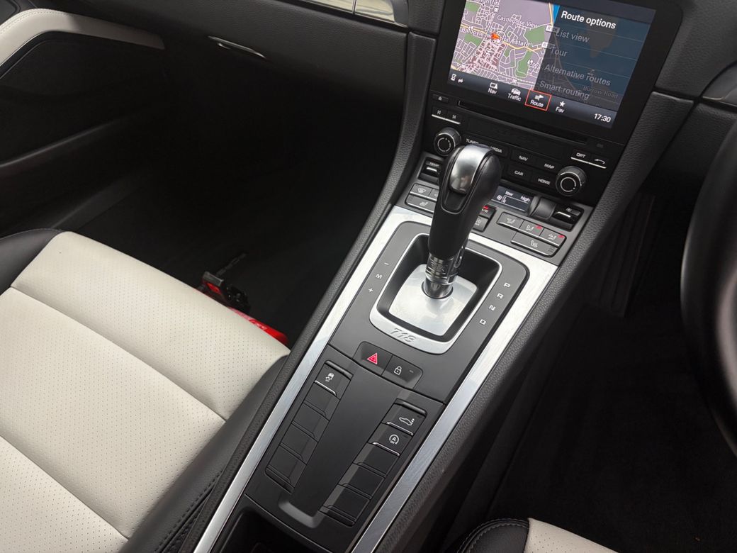 2022 Porsche Cayman