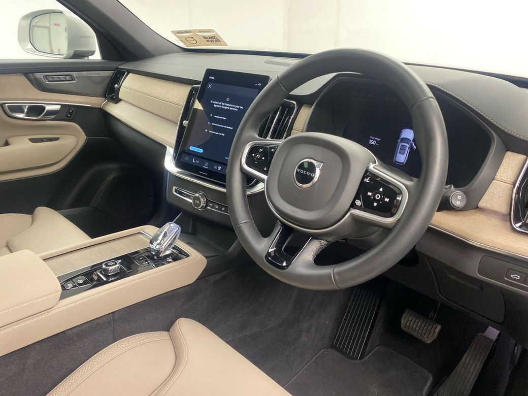 2025 Volvo XC90