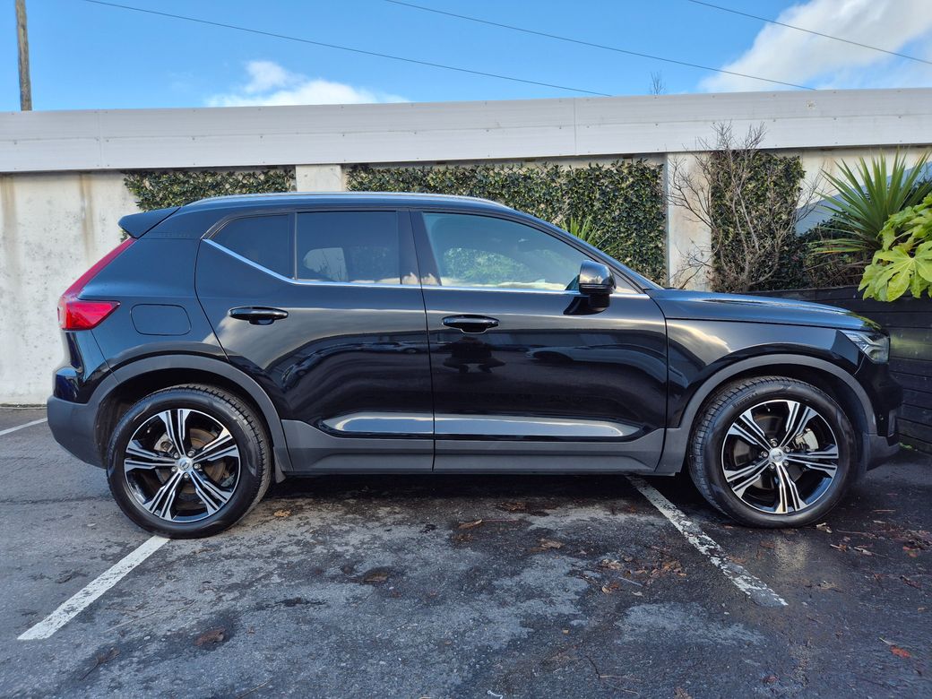 2021 Volvo XC40