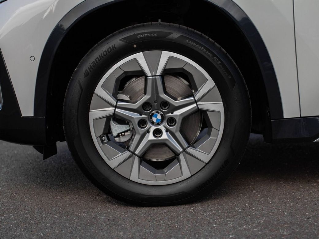 2025 BMW X1