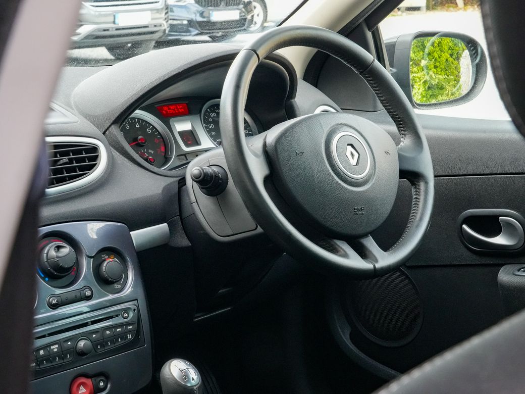 2012 Renault Clio