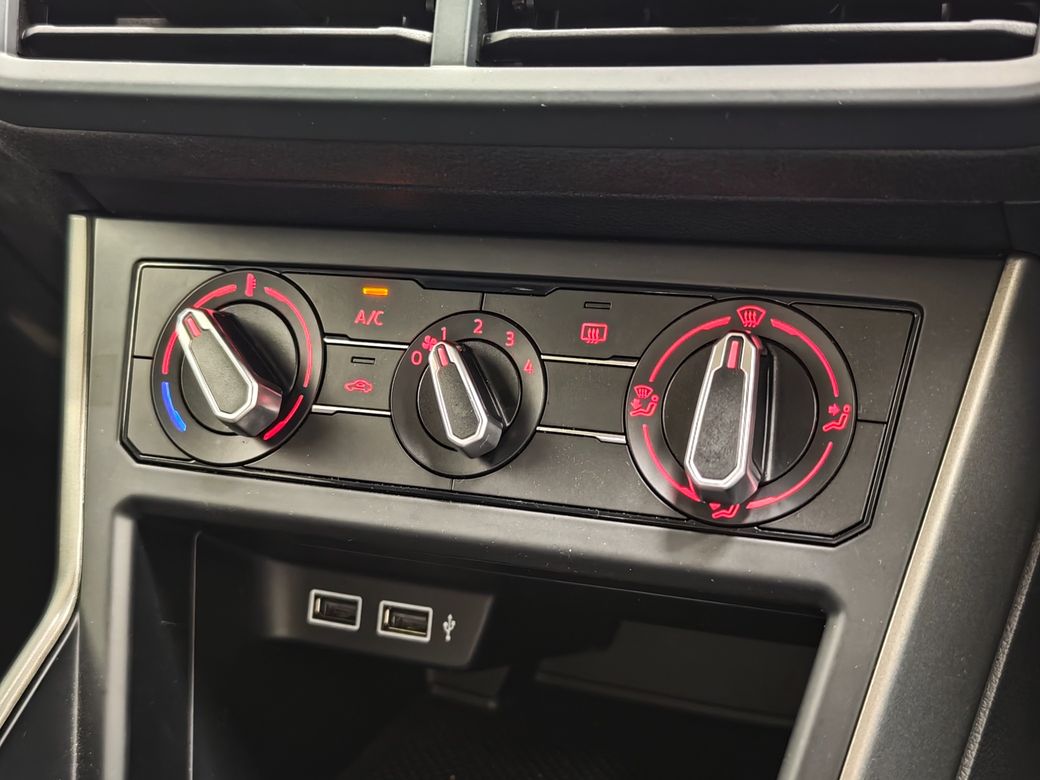 2019 Volkswagen Polo