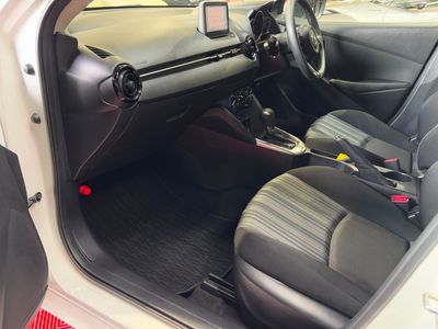 2017 Mazda Demio