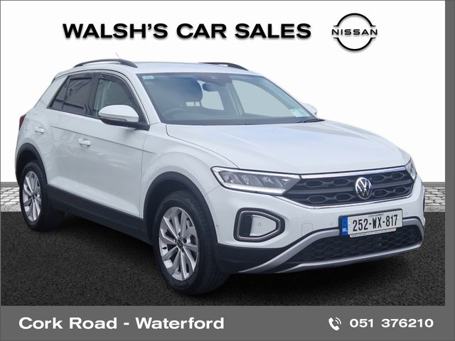 vehicle for sale from Walsh's Car Sales