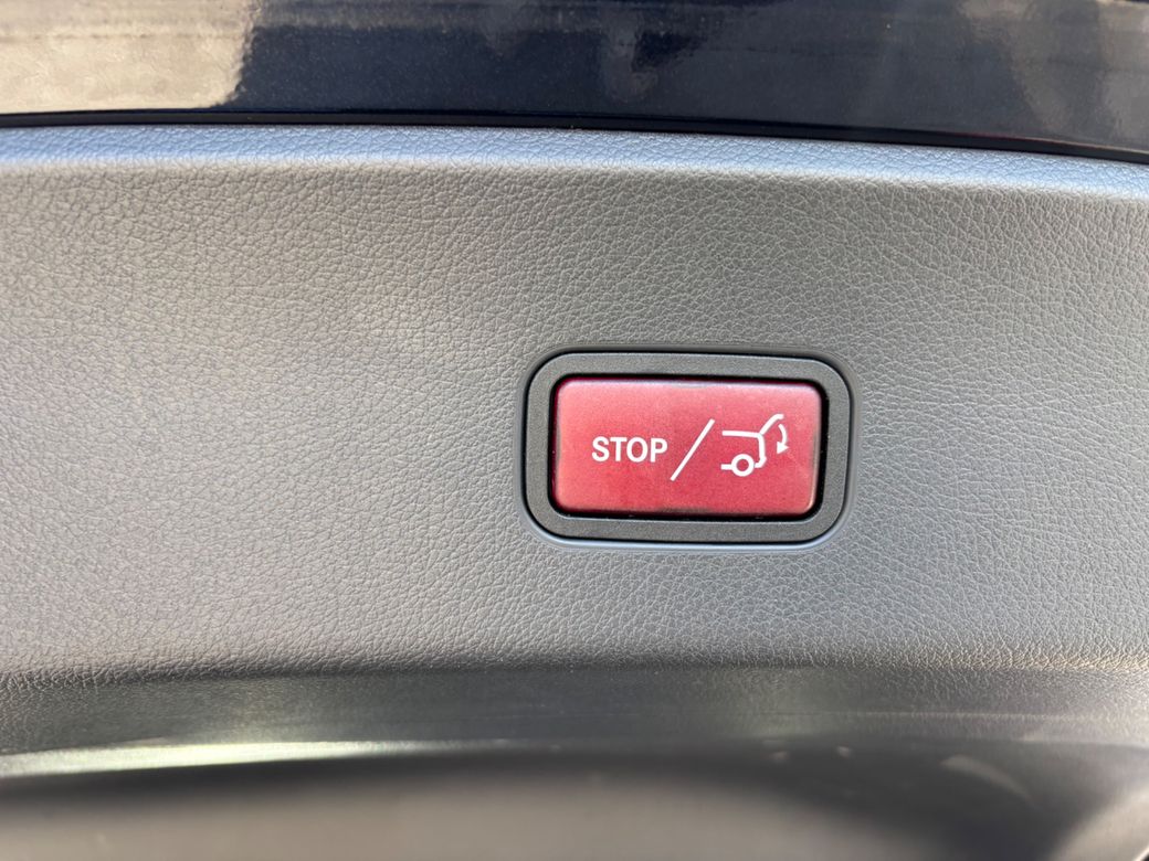 2024 Mercedes-Benz GLC Class