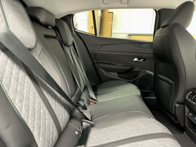 2025 Peugeot 408
