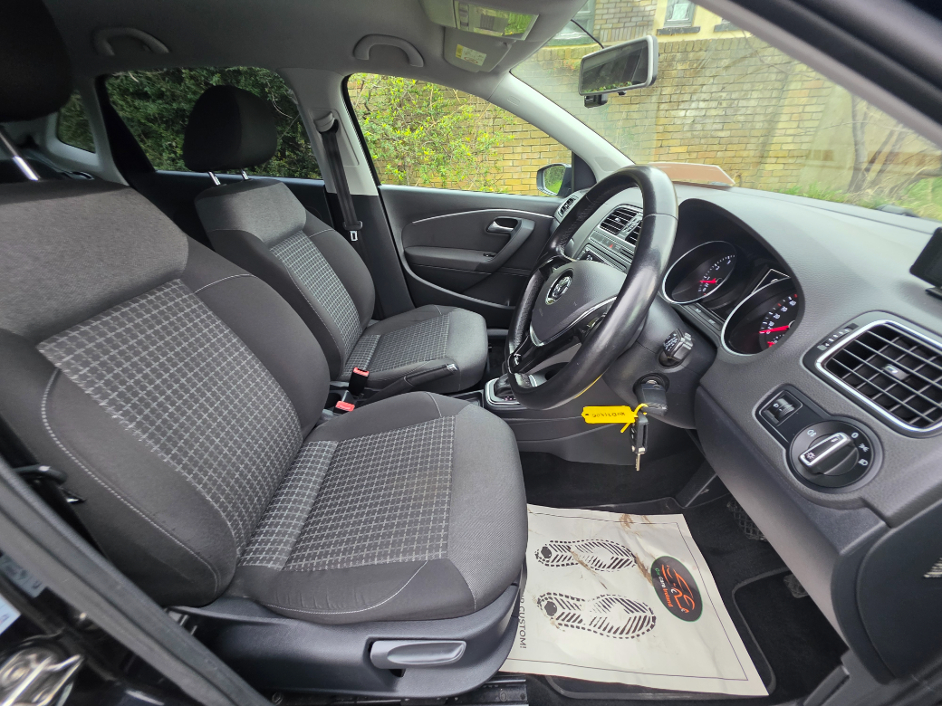 2016 Volkswagen Polo