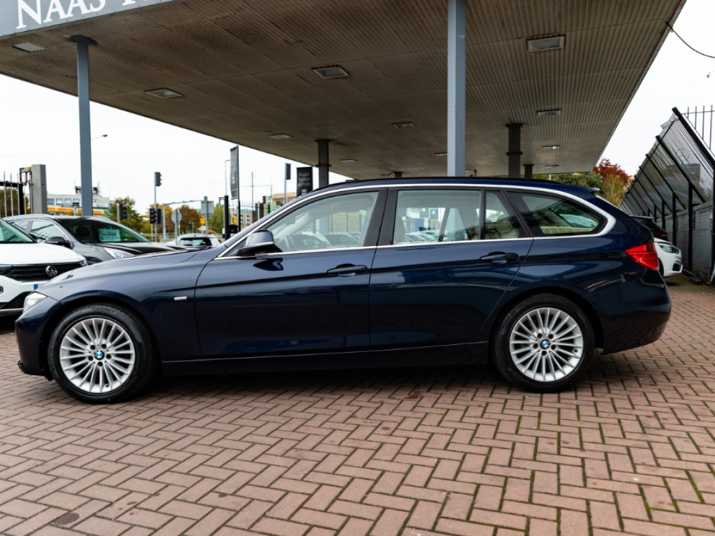 2015 BMW 320