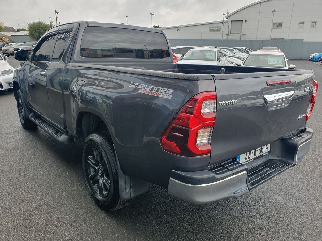 2022 Toyota Hilux